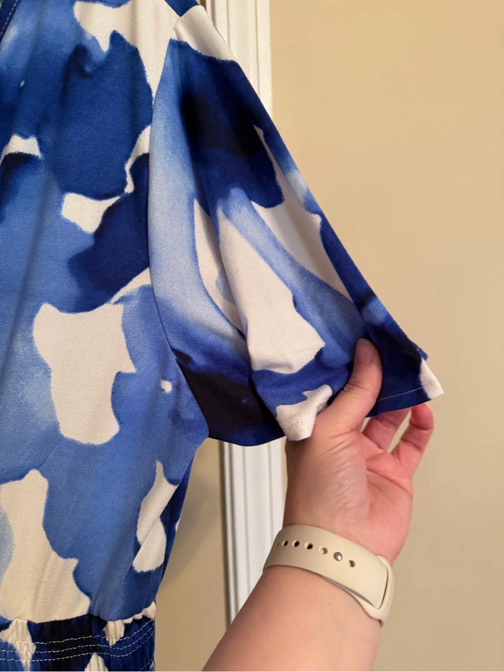 Blue & White Abstract Print Wrap-Style Maxi Dress - Picture 6 of 10